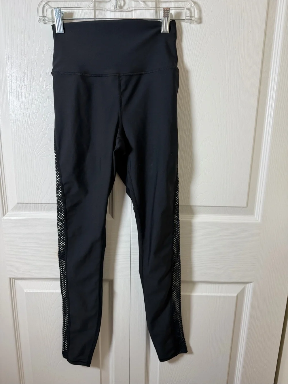Carbon38 high-rise black leggings breathable open-knit mesh panels xs